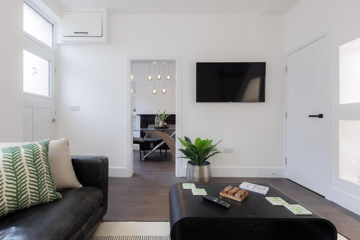 Villa 5 Stockland Street Caerphilly Esterno foto